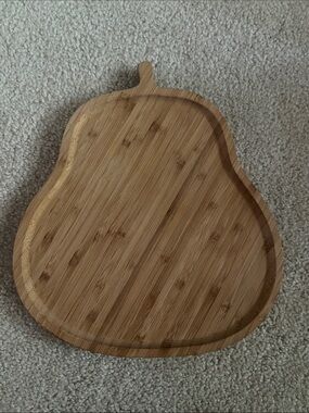 Pear-Shaped Bamboo Serving Tray